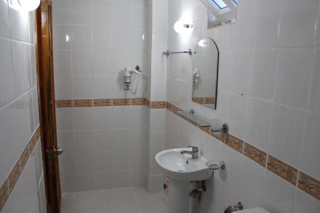 Фото Gold Stone Hotel 3*