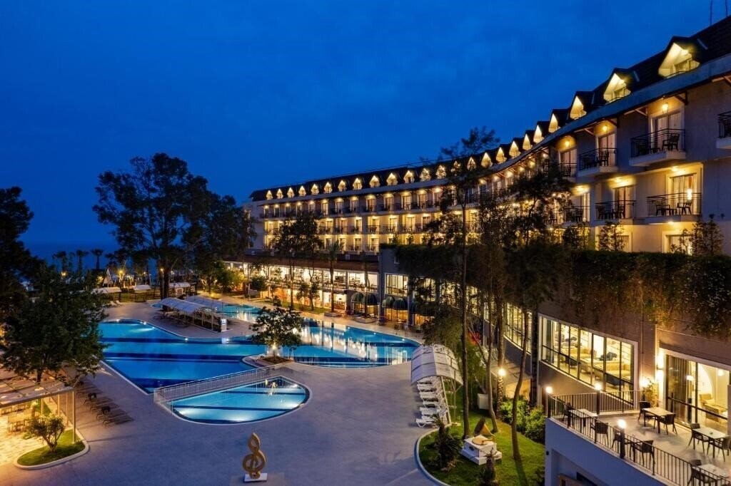 Отель Gravel Hotels Select 5*