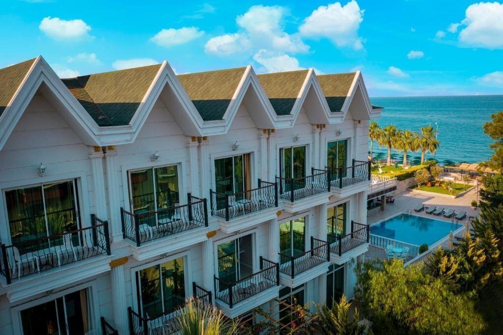 Фото La Hoya Beach Hotel Beldibi 4*