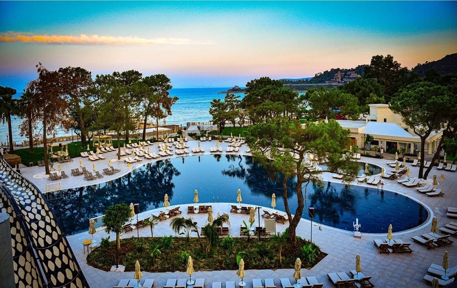 Готель Bergiz Hotel Resort Kemer (ex. Perre Art Hotel Resort & SPA, Otium Hotel Art Lux) 5*