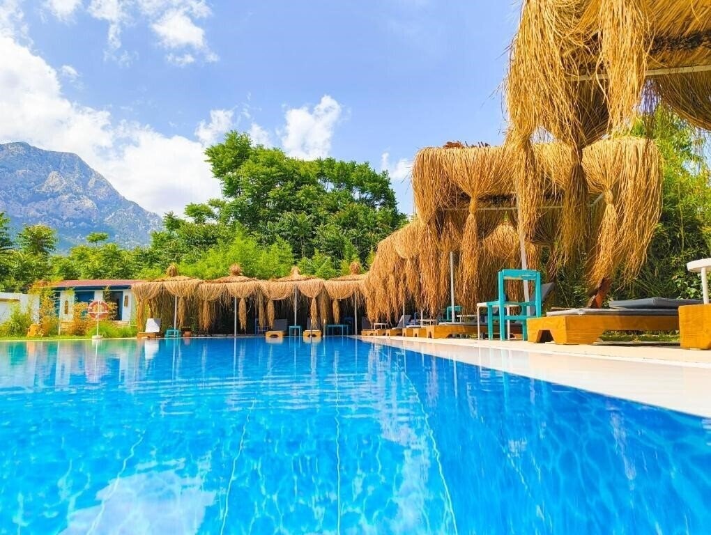 Отель Erendiz Garden Hotel 3*