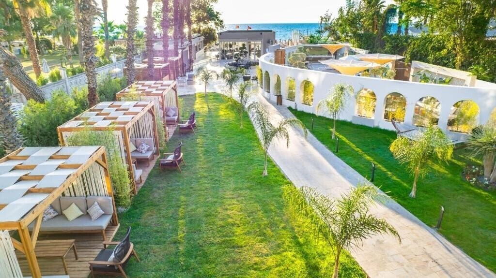 Фотографія Rose Garden Premium 4*