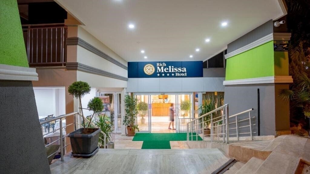 Готель Rich Melissa Hotel & SPA 4*