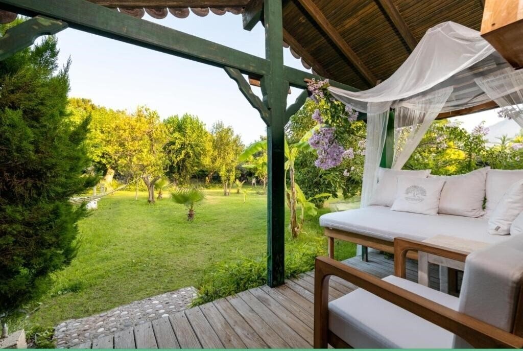 Картинка Etenna Beach Bungalow Hotel 3*