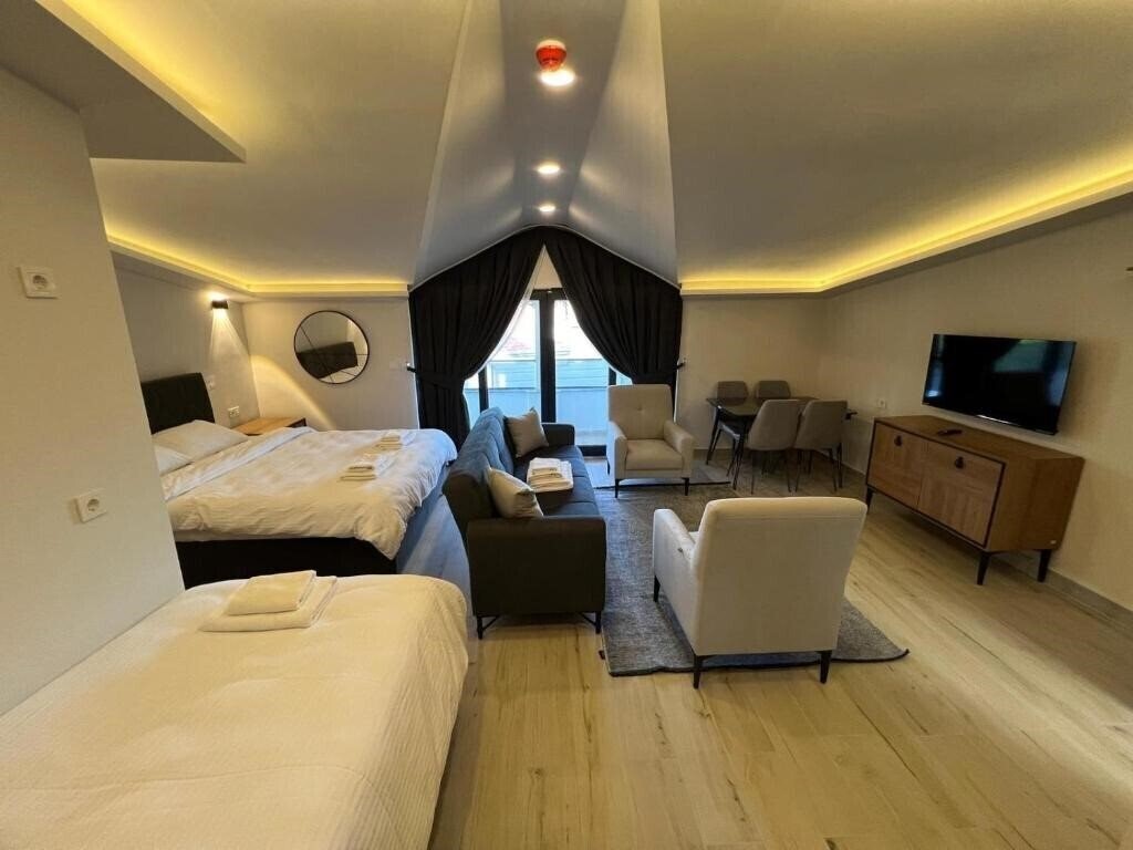 Фото Jest Hotel 3*