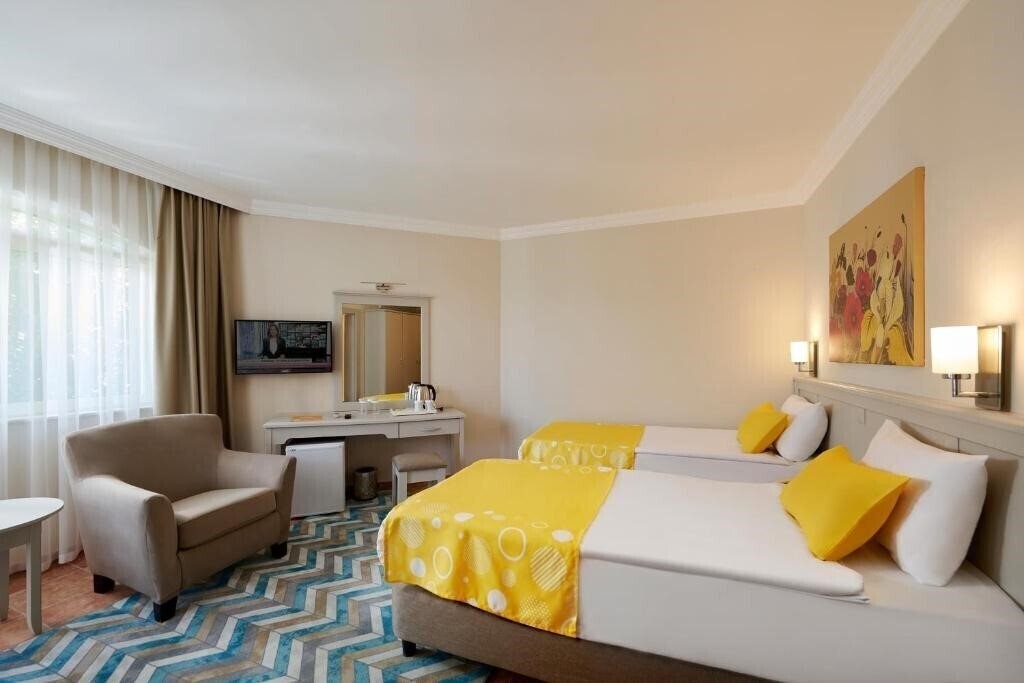 Картинка Fun & Sun Smart Lurea Beach 4*
