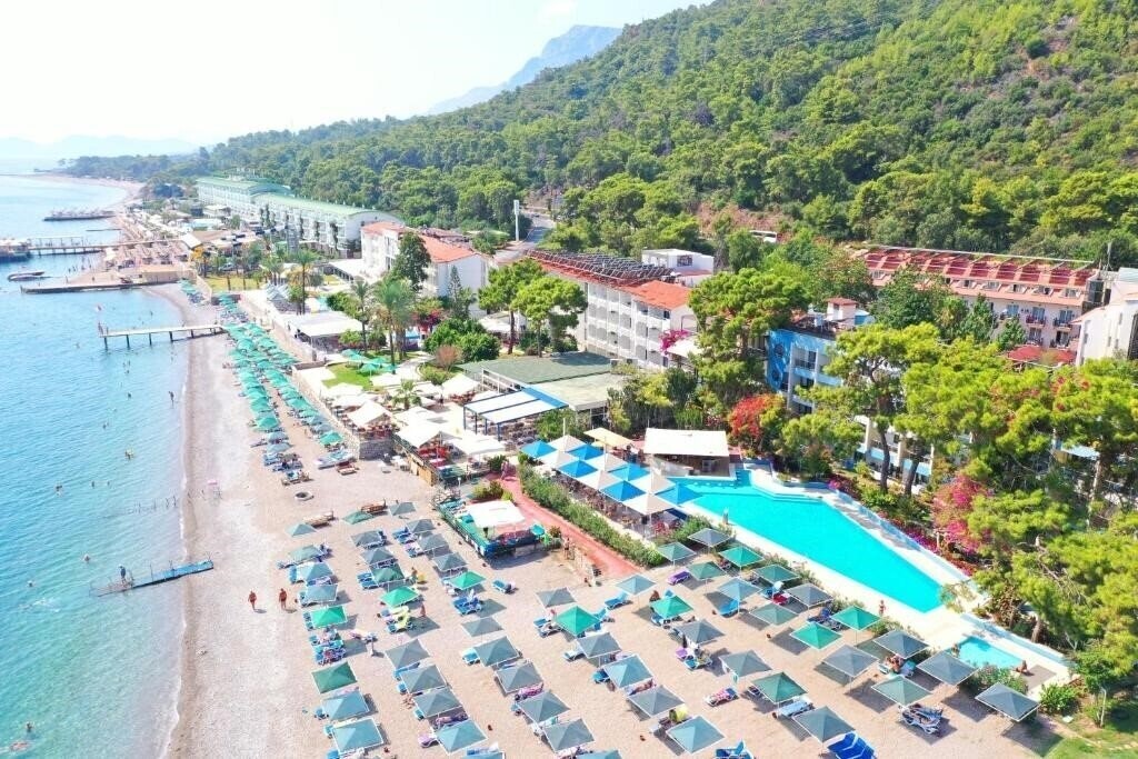 Зображення Club Hotel Rama 4*