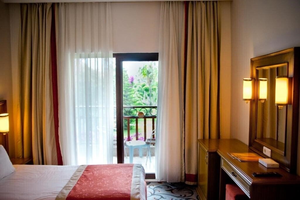 Фото Club Boran Mare Beach HV-1