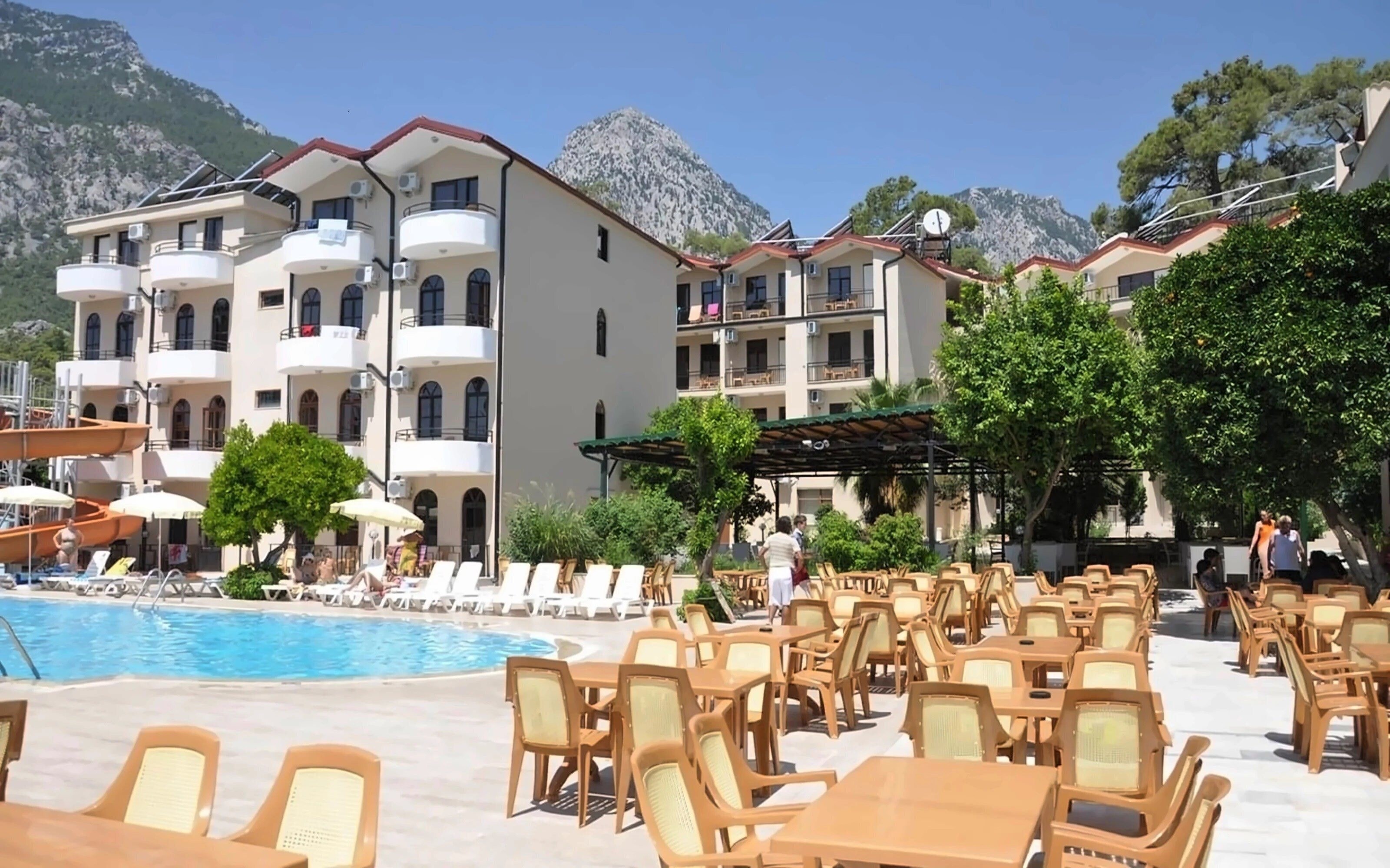 Готель Acacia Hotel 3*