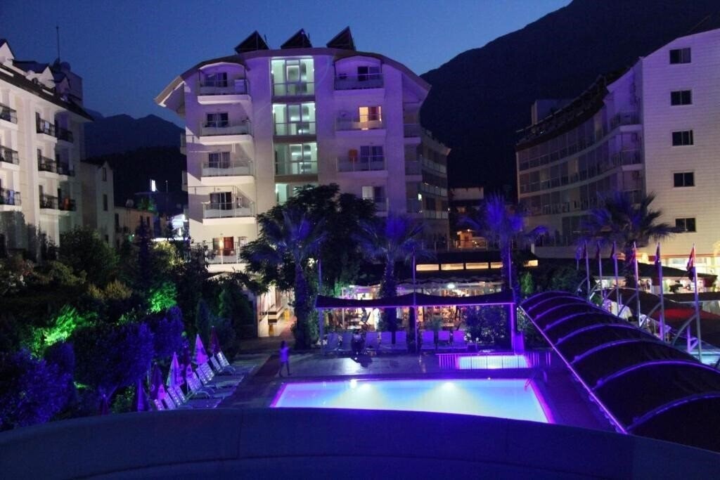 Картинка Bona Dea Beach 3*