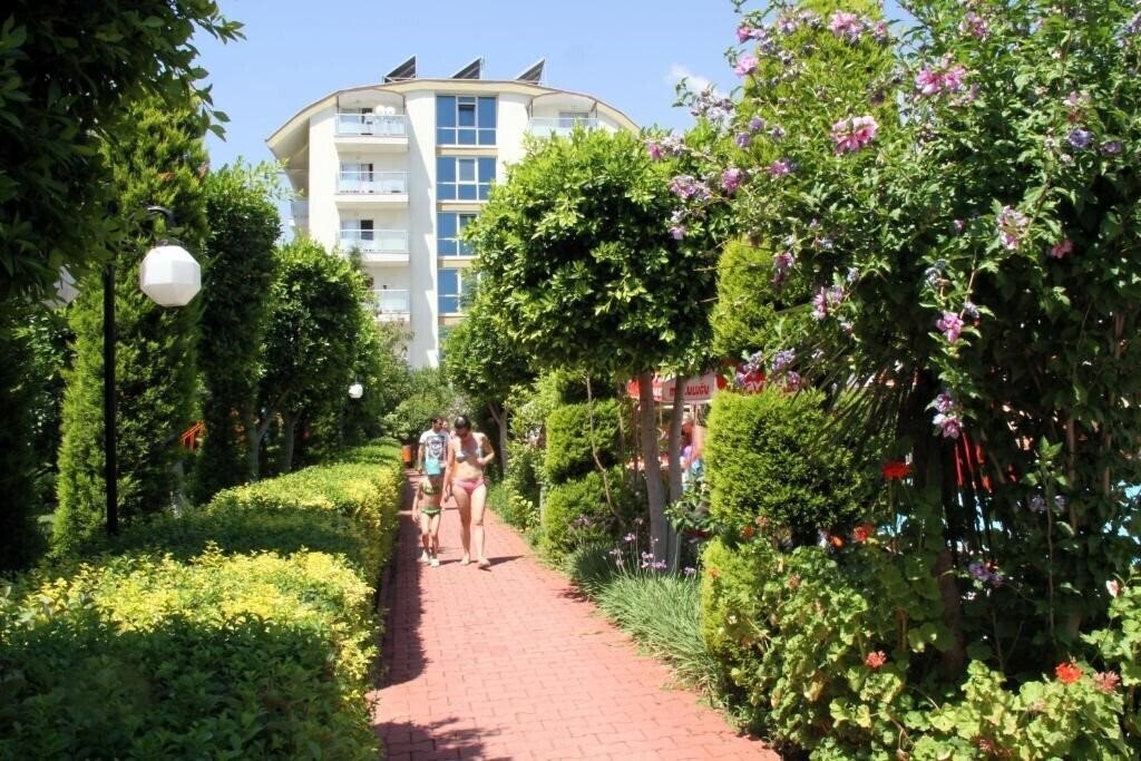 Зображення Bona Dea Beach 3*