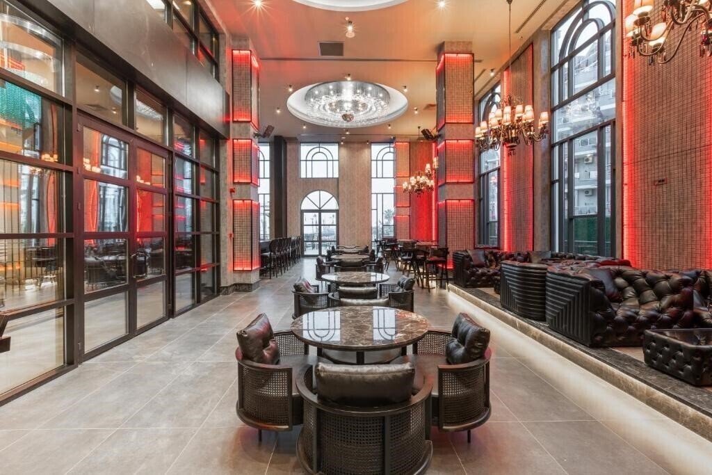 Изображение Serenity Queen Hotel 5*