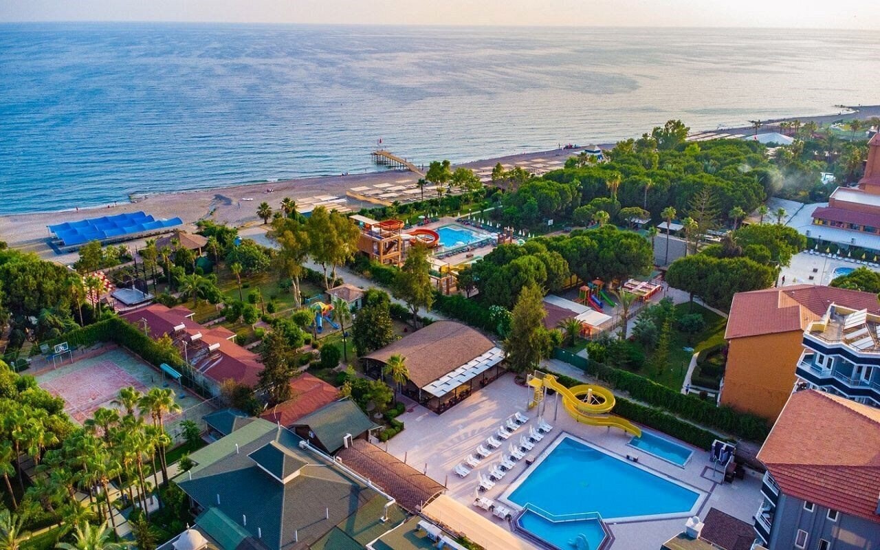 Фотографія Mediterranean Breeze Hotel 4*