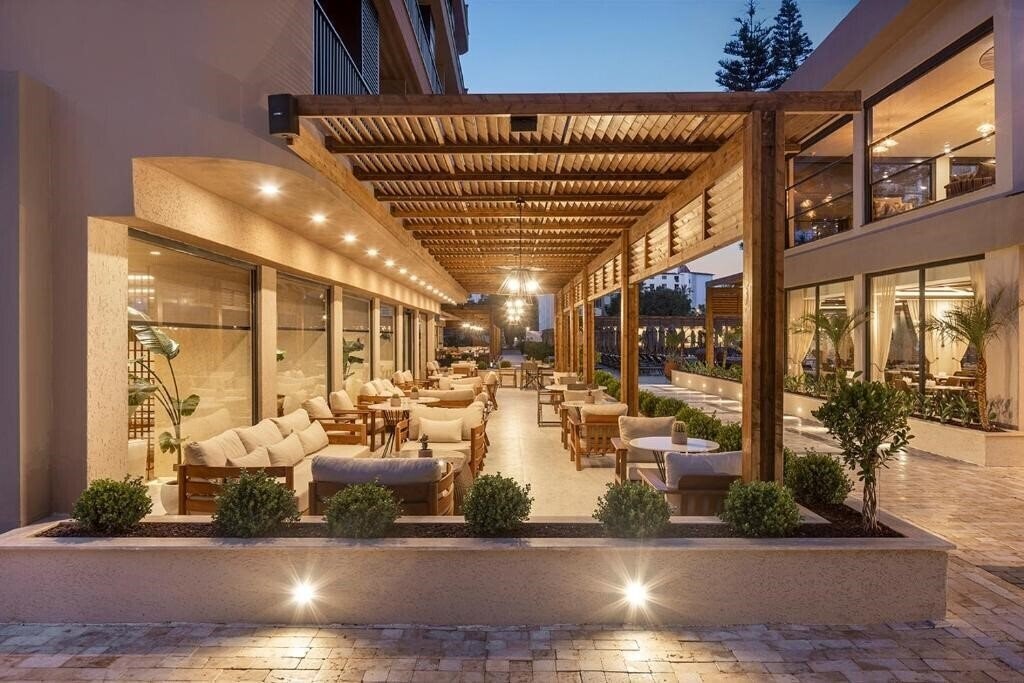 Зображення Kaia Coracseium (ex. Villa Sun Flower Beach) 4*