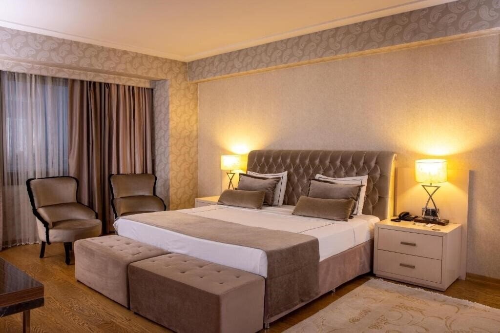 Готель Anemon Konya 3*