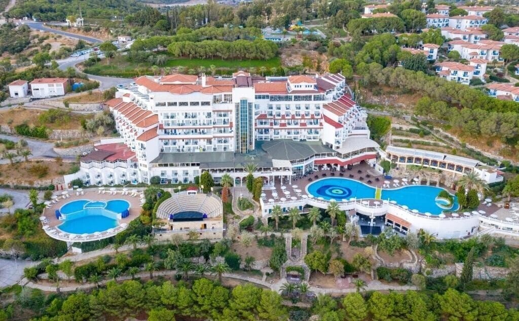 Готель Asteria Ephesus Kusadasi 5*