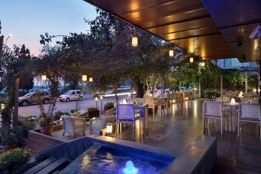 Фото Doubletree by Hilton Kusadasi 5*
