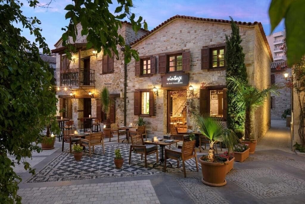 Изображение Doubletree by Hilton Kusadasi 5*