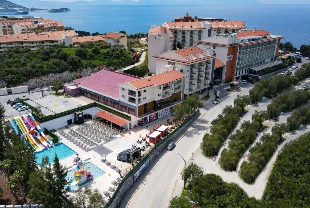 Картинка Ramada Hotel & Suites by Wyndham Kusadasi 5*