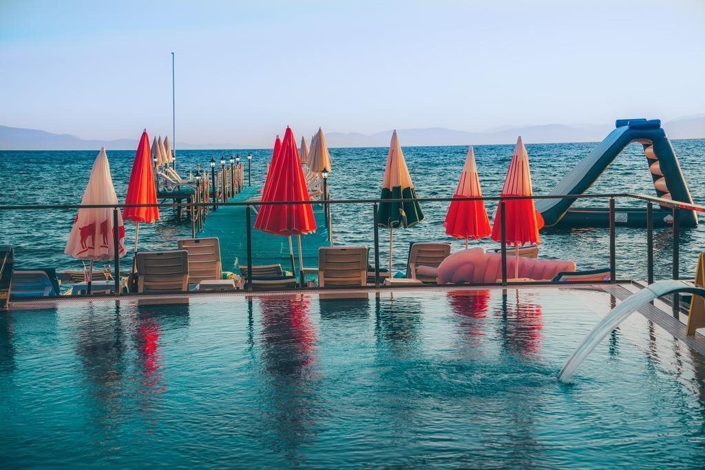 Фотографія Grand Sahin's Hotel (ex. Coastlight Hotel) 4*