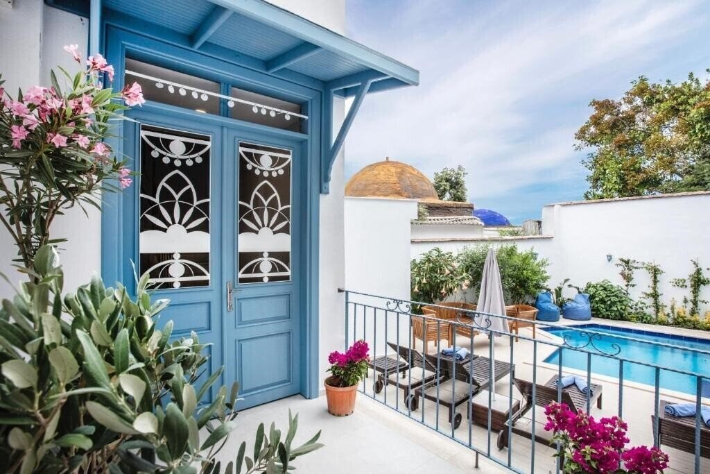 Готель Eliada Hotel 3*