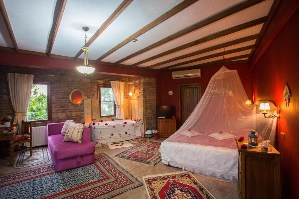 Готель Ephesus Boutique Hotel 3*