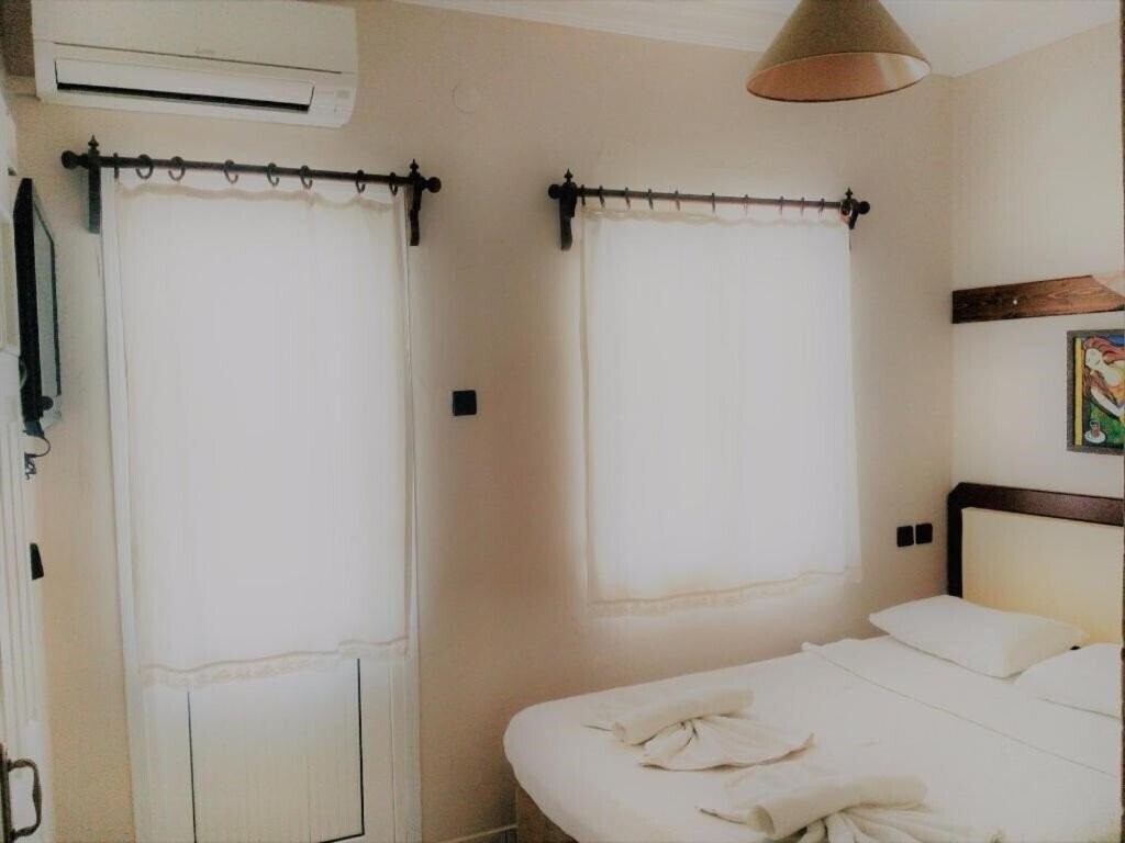 Изображение Ladies Beach Hotel 3*