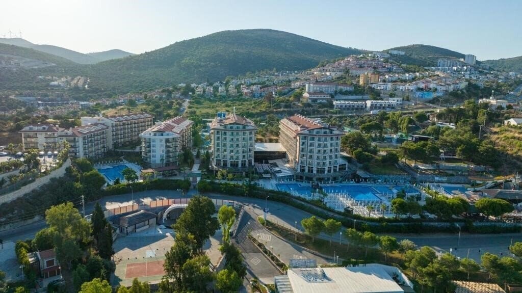 Картинка Ramada Resort by Wyndham Kusadasi & Golf 5*