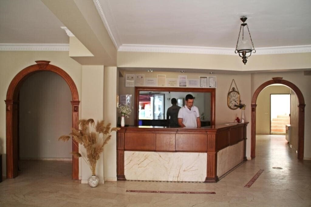 Фото Rosy Suites Hotel 2*