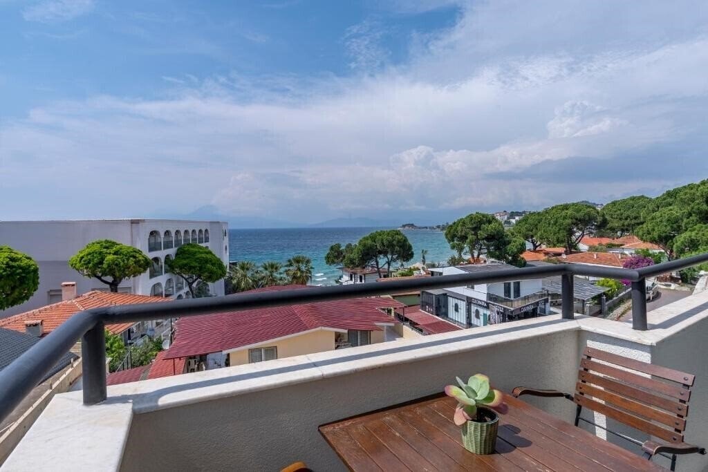 Фото Rosy Suites Hotel 2*