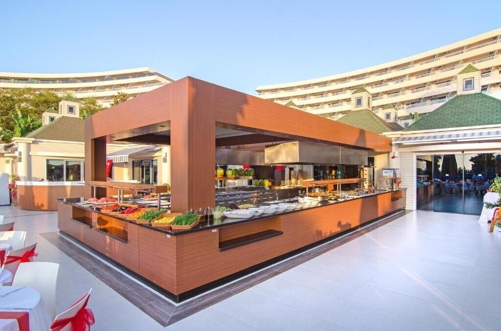 Картинка The Grand Blue Sky International Hotel 4*