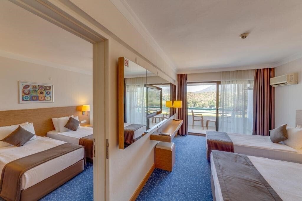 Фото Grand Efe 4*