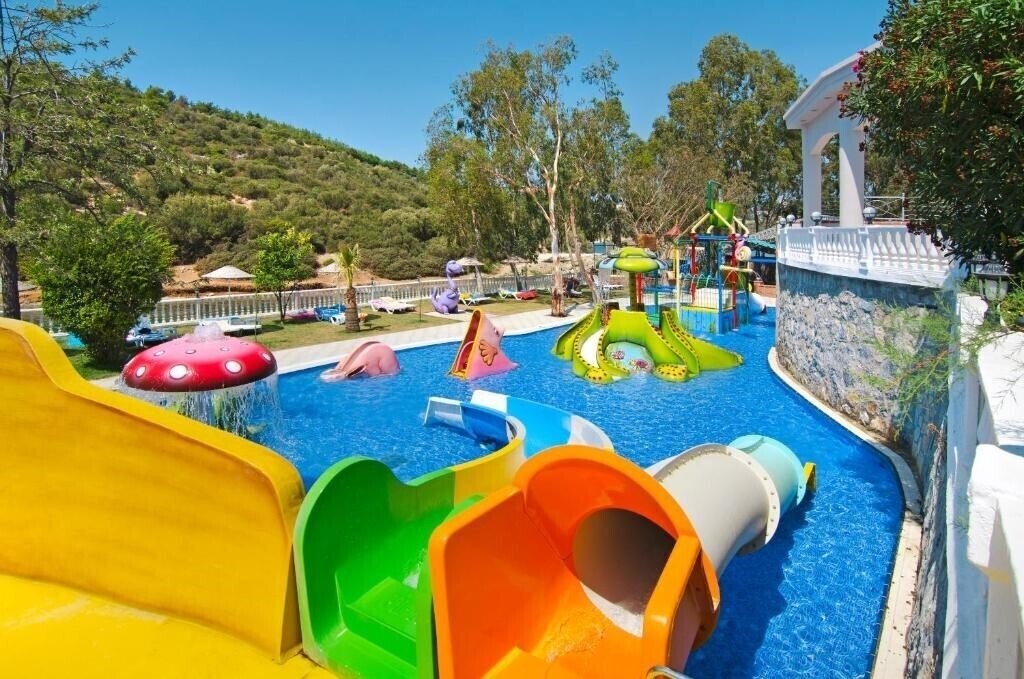 Картинка Tusan Beach Resort 5*