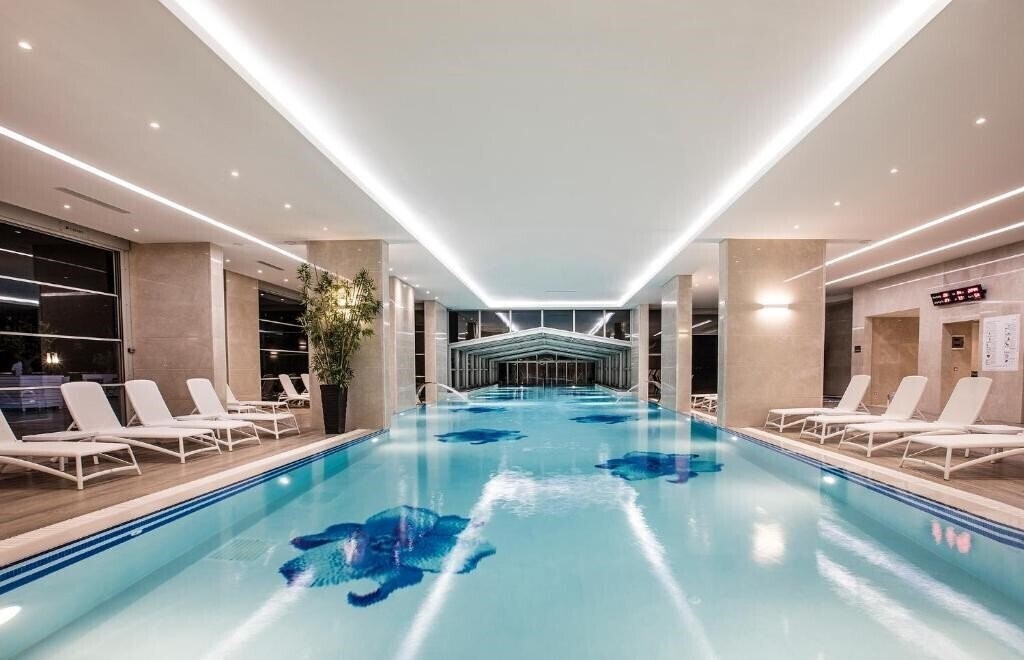 Фото Charisma De Luxe Hotel (ex. Surte Hotel) 5*