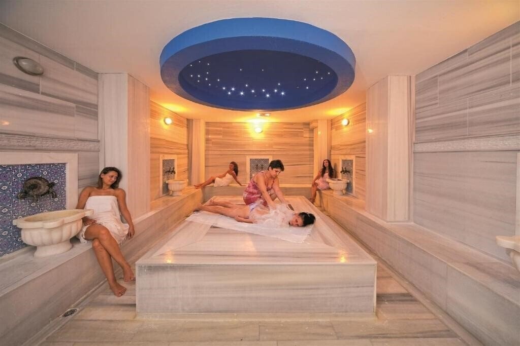 Фотографія Akbulut Hotel & SPA 4*