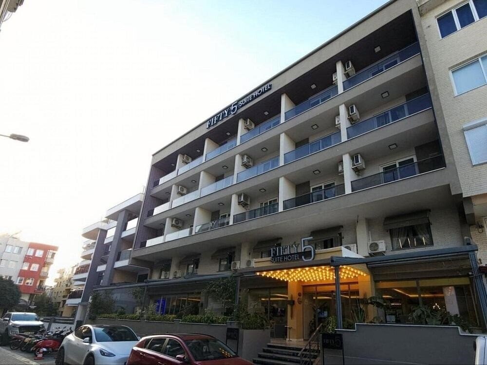 Фото Fifty5 Suite Hotel 3*