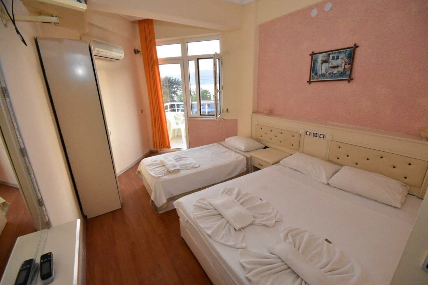Фото Anerissa Hotel 3*