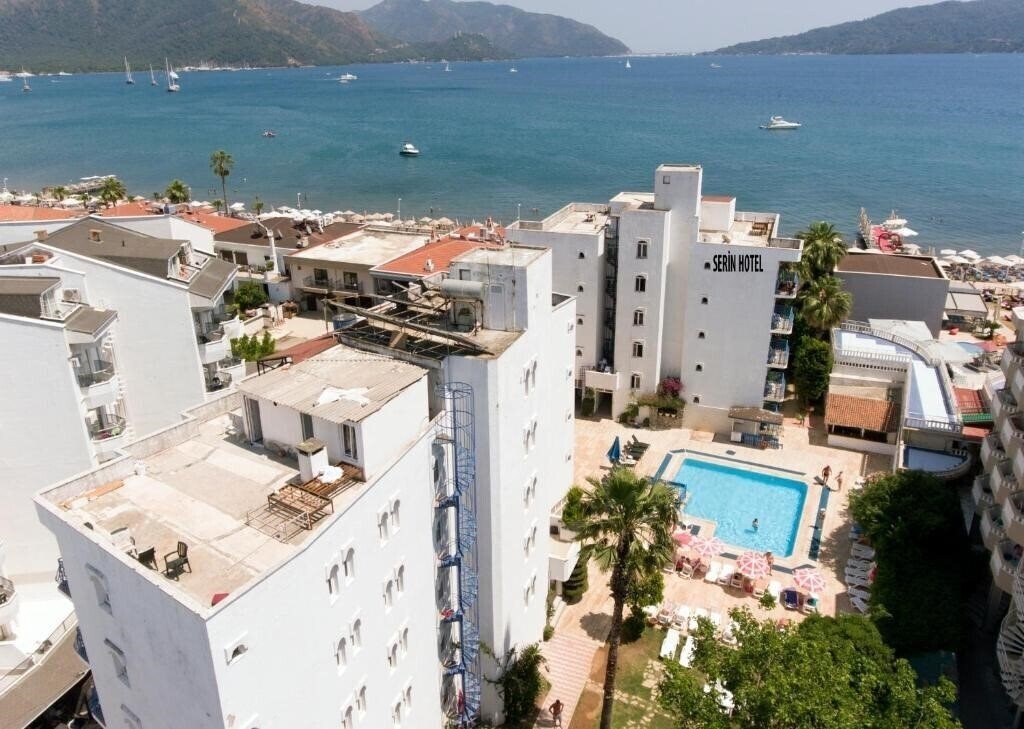 Готель Serin Hotel 3*