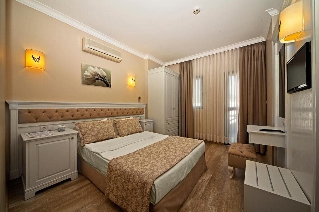 Фотографія Hawaii Hotel 4*