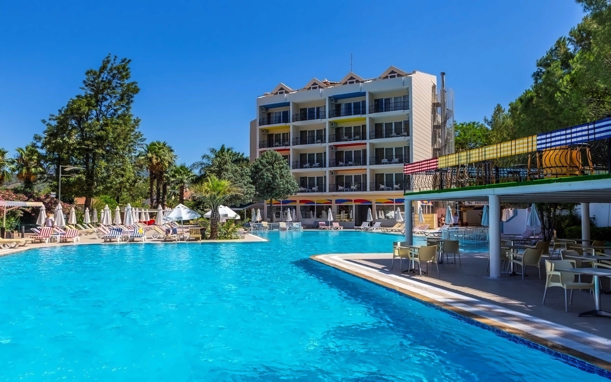 Отель FUN & SUN SMART Voxx Resort 5*