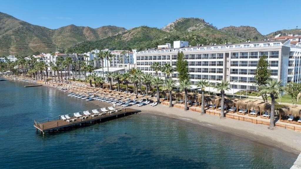Готель Prime Beach Hotel 5*