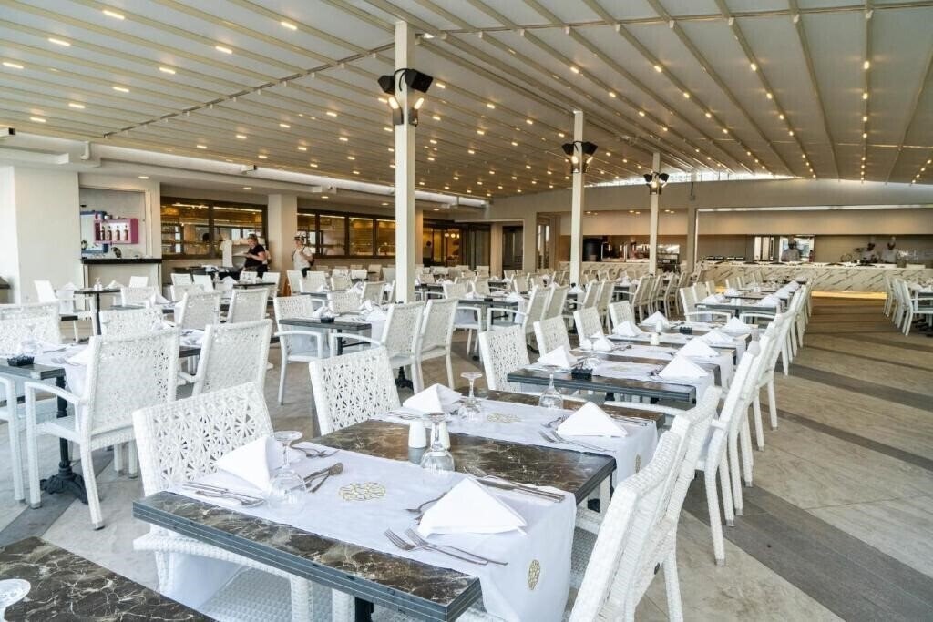 Изображение Emre Beach & Emre Hotel 4*