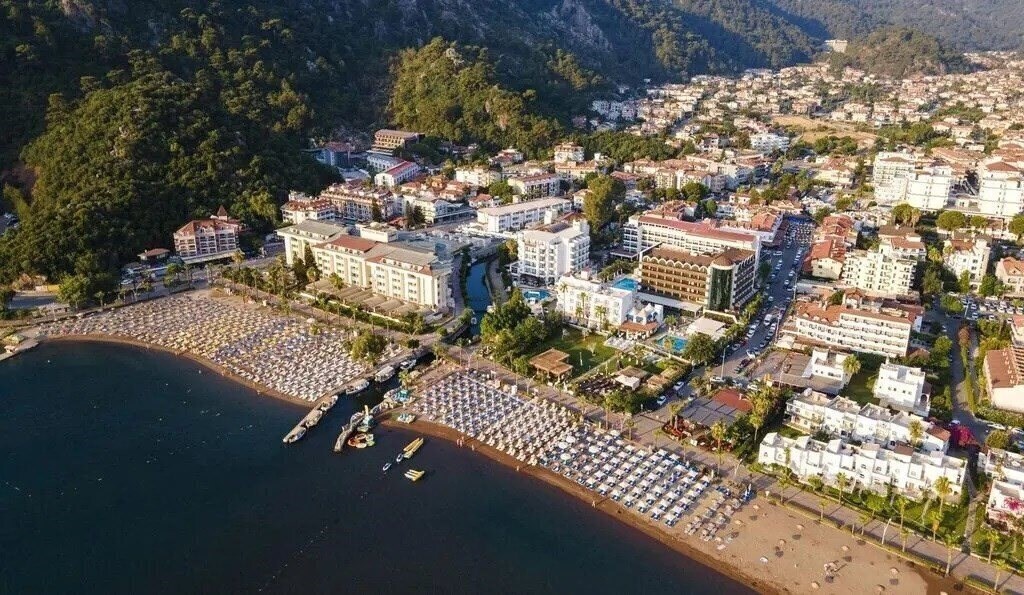 Отель Club Munamar Beach Resort 4*