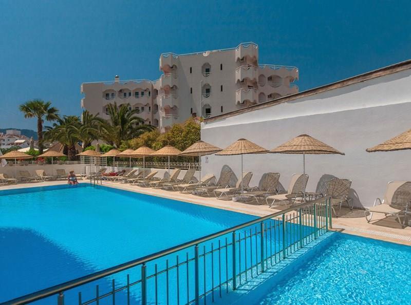 Фото The Beach Front Hotel (ex. Sunprime Beachfront, Ocaktan Hotel) 4*