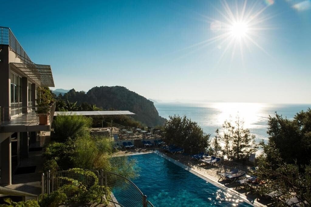 Фото Loryma Resort Hotel 4*