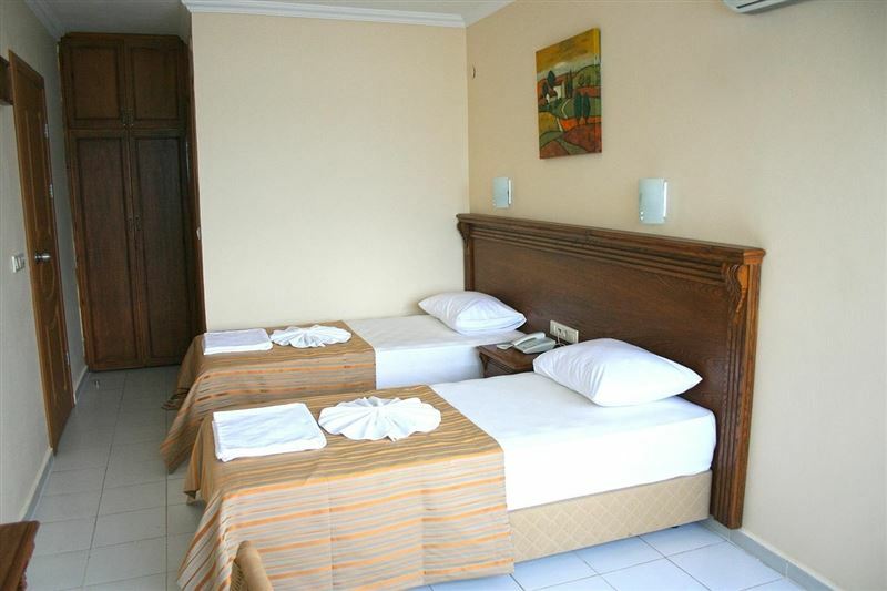 Отель Honeymoon Beach Hotel (ex. Honeymoon Hotel, Honeymoon Beach Hotel Marmaris) 3*