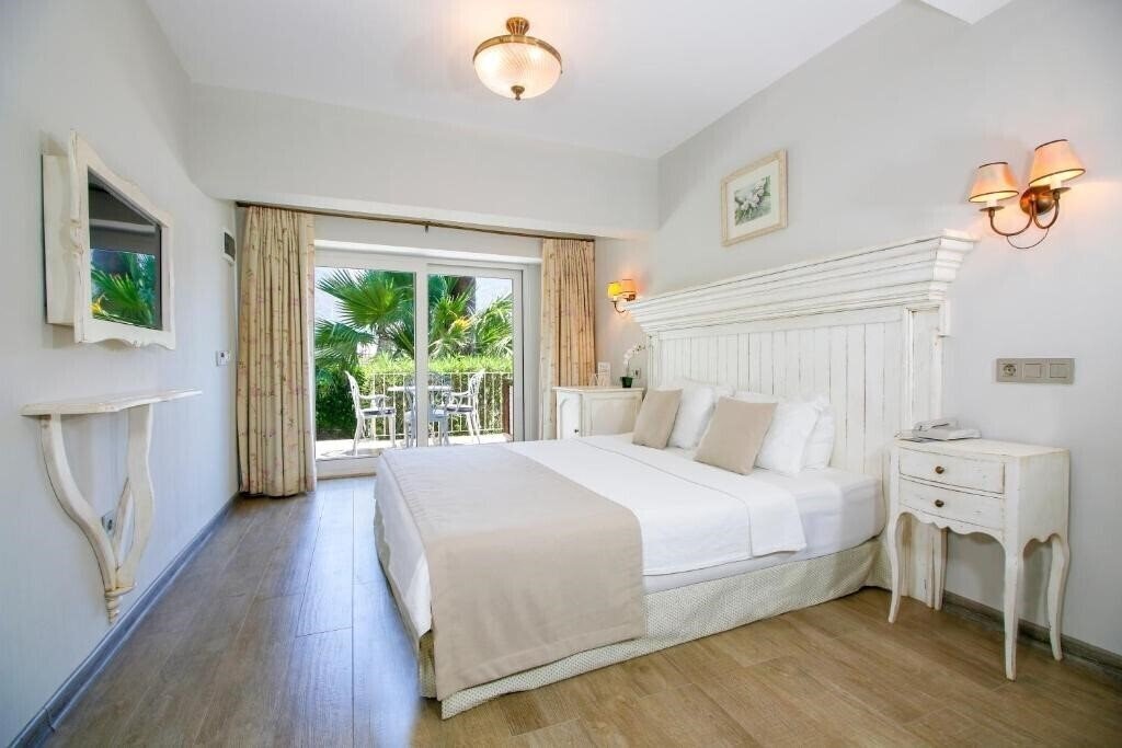 Отель Joya Del Mar Hotel 4*