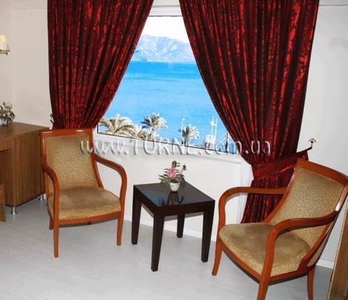 Фотография Aurasia Sea Side Hotel (ex. Aurasia City) 3*