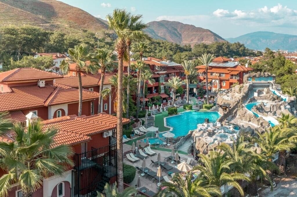 Отель Grand Aquarium Apart Hotel 4*