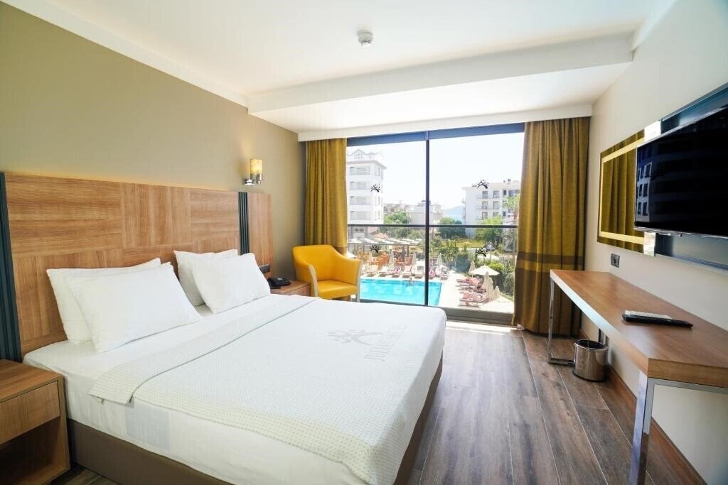 Изображение Julian Marmaris 4*